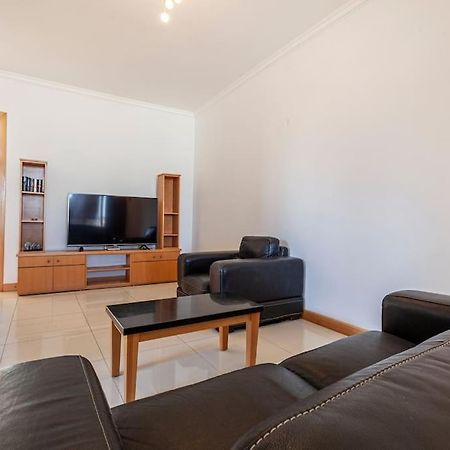 Comfortable Penthouse, Served With Lift, Wifi & Ac By 360 Estates Gzira Exterior foto